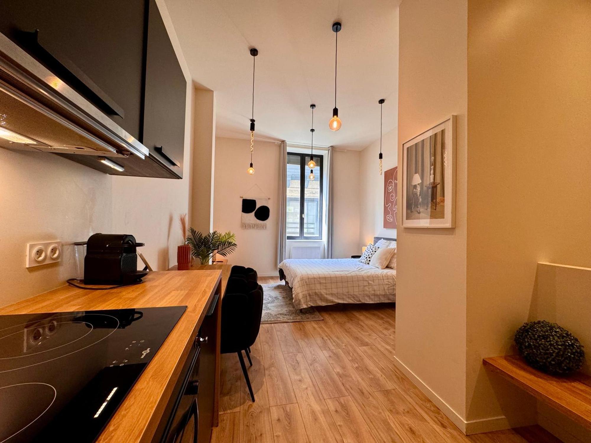 Suite Coachella Lyon Bagian luar foto